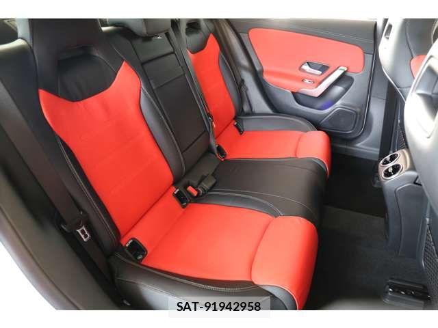 Mercedes Benz CLA-CLASS 2025-12 8131162-14