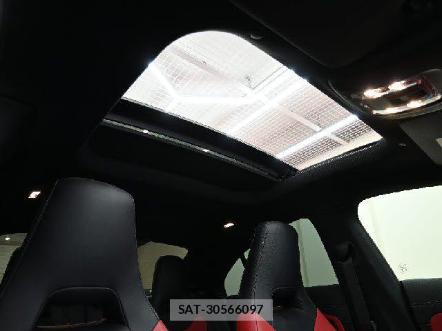 Mercedes Benz CLA-CLASS 2021-07 8131163-12