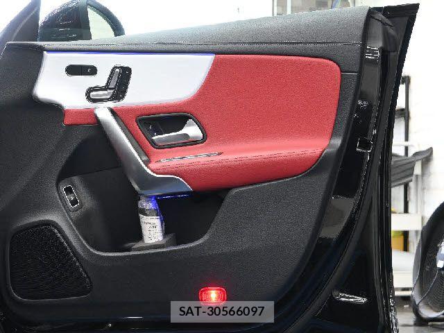 Mercedes Benz CLA-CLASS 2021-07 8131163-23