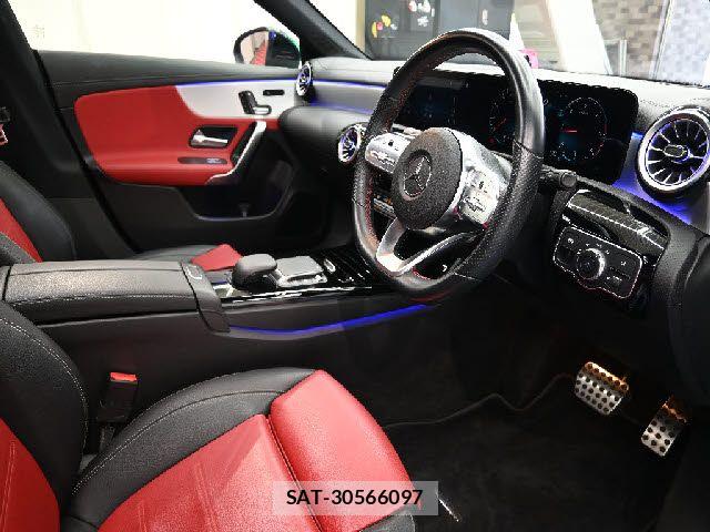 Mercedes Benz CLA-CLASS 2021-07 8131163-6