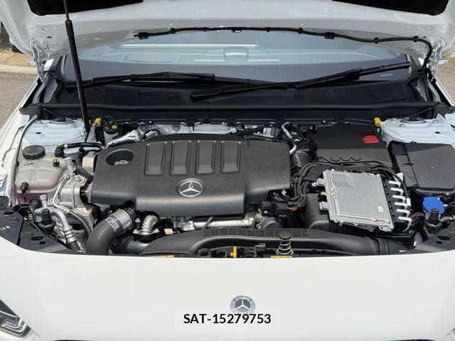 Mercedes Benz CLA-CLASS 2025-02 8158783-29