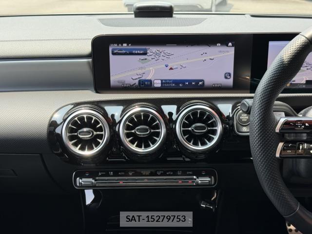 Mercedes Benz CLA-CLASS 2025-02 8158783-6
