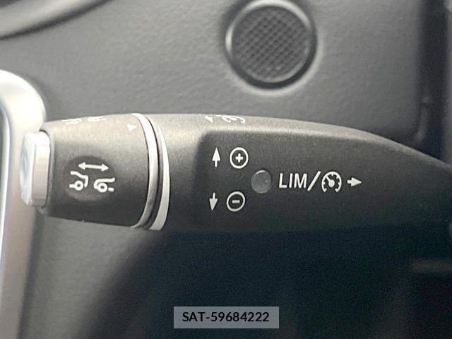 Mercedes Benz CLA-CLASS 2017-10 8208641-3
