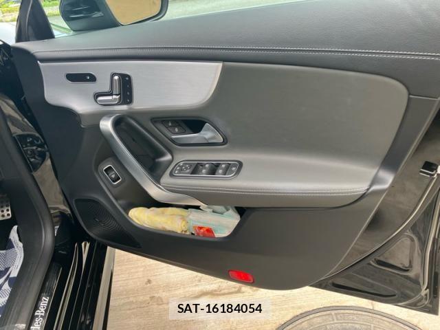 Mercedes Benz CLA-CLASS 2019-09 8230770-11