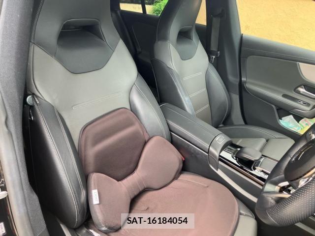 Mercedes Benz CLA-CLASS 2019-09 8230770-28