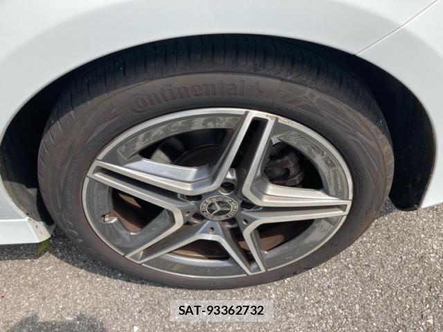 Mercedes Benz CLA-CLASS 2021-11 8230772-4