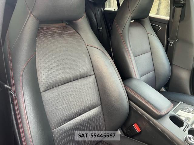 Mercedes Benz CLA-CLASS 2016-03 8245869-14