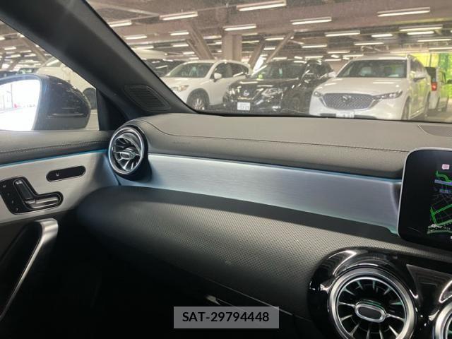 Mercedes Benz CLA-CLASS 2019-09 8315374-22