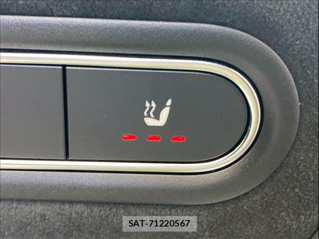 Mercedes Benz CLA-CLASS 2021-11 8336724-9