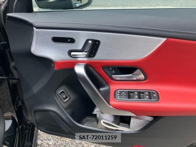 Mercedes Benz CLA-CLASS 2020-07 8354918-15