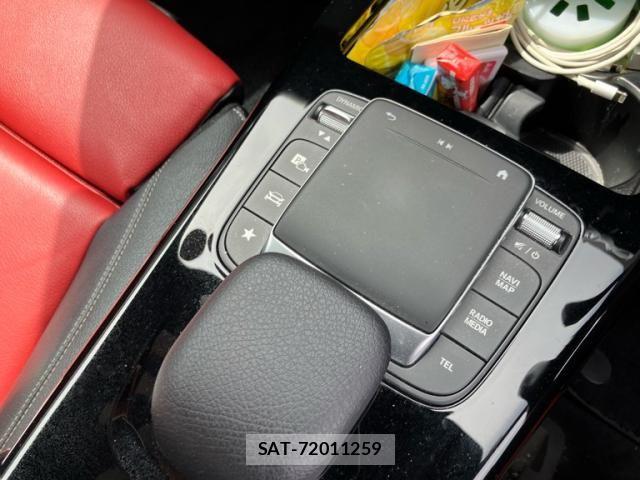 Mercedes Benz CLA-CLASS 2020-07 8354918-21