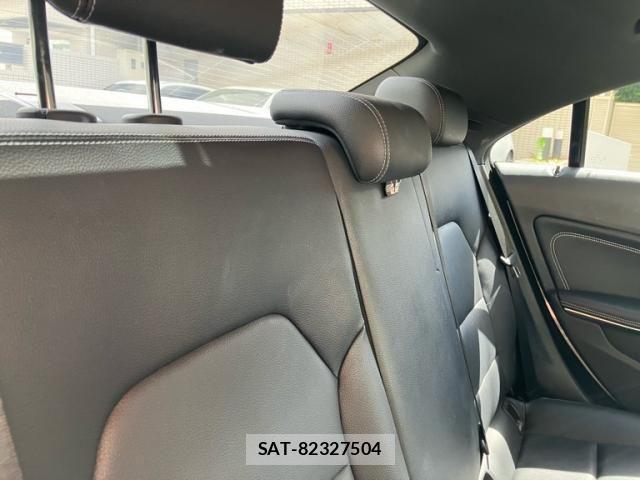 Mercedes Benz CLA-CLASS 2017-10 8371852-9