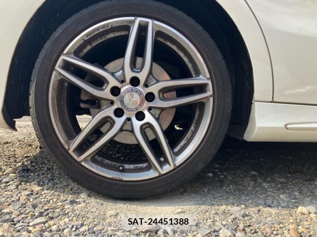 Mercedes Benz CLA-CLASS 2016-11 8371851-6