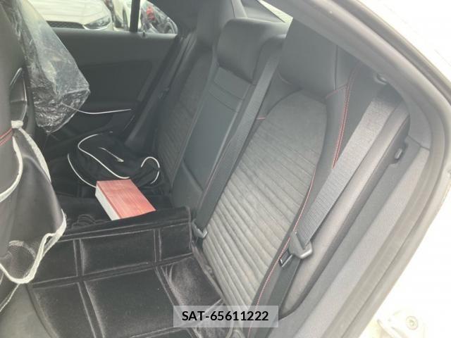Mercedes Benz CLA-CLASS 2017-10 8413525-11