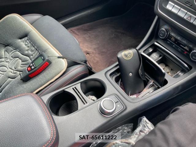 Mercedes Benz CLA-CLASS 2017-10 8413525-22