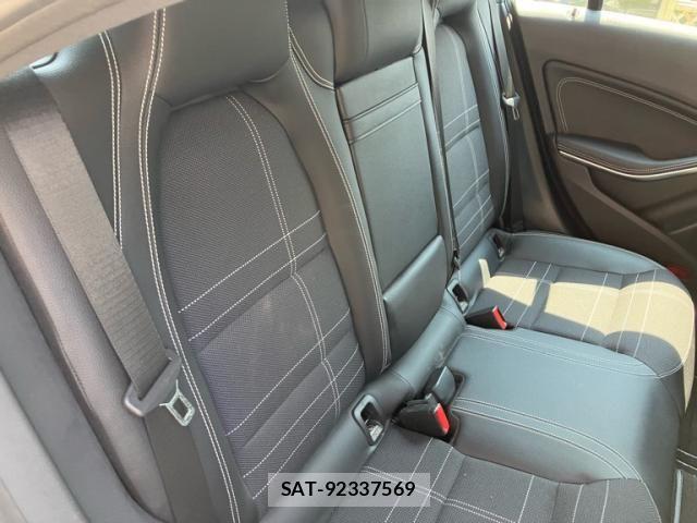 Mercedes Benz CLA-CLASS 2013-12 8413528-10
