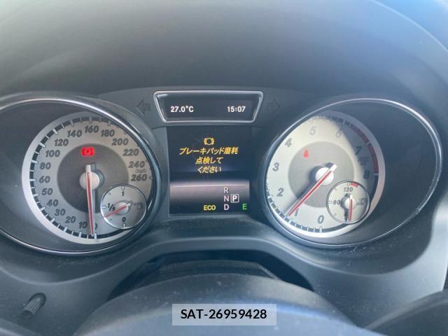Mercedes Benz CLA-CLASS 2014-02 8438411-18