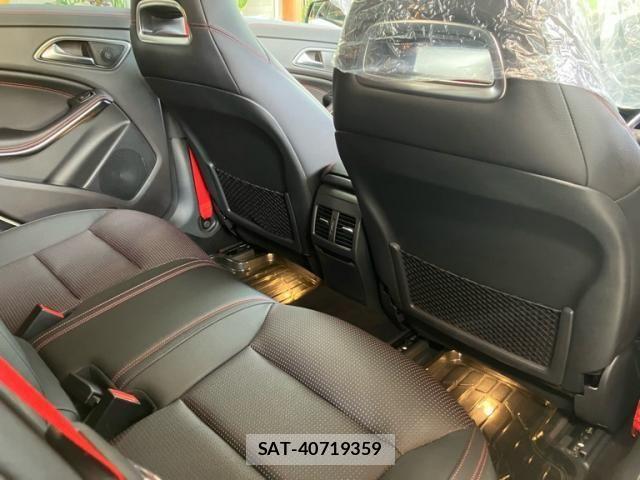 Mercedes Benz CLA-CLASS 2018-03 8438404-17
