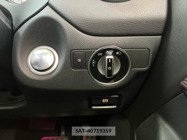 Mercedes Benz CLA-CLASS 2018-03 8438404-23