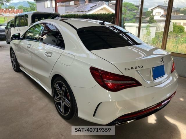 Mercedes Benz CLA-CLASS 2018-03 8438404-3