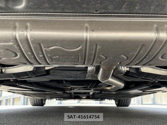 Mercedes Benz CLA-CLASS 2017-03 8525702-27