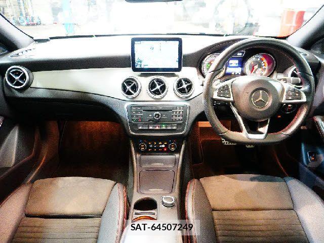 Mercedes Benz CLA-CLASS 2016-03 8562624-1