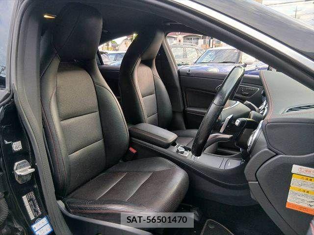 Mercedes Benz CLA-CLASS 2015-12 8660173-6
