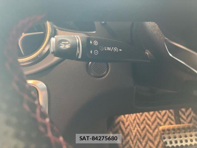 Mercedes Benz CLA-CLASS 2015-06 8666483-24