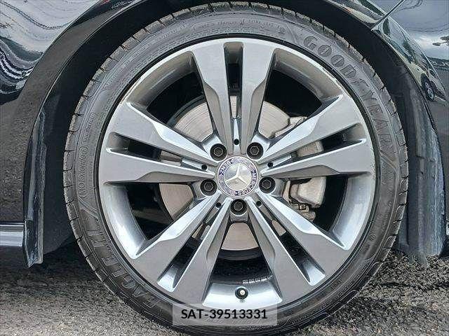 Mercedes Benz CLA-CLASS 2016-03 8685931-25