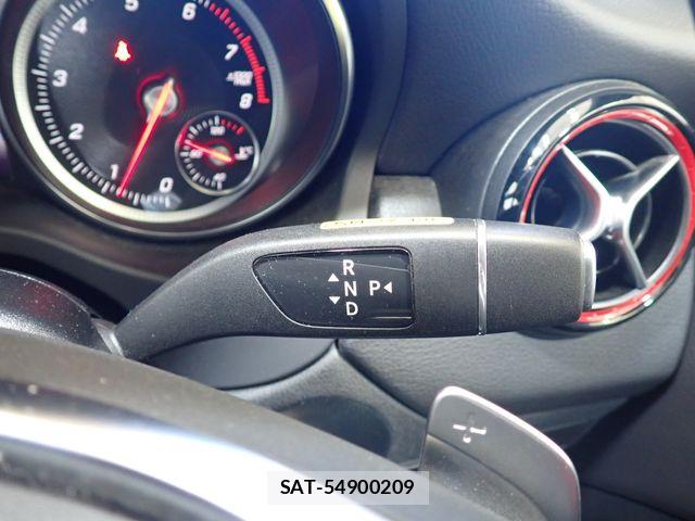 Mercedes Benz CLA-CLASS 2018-02 8743817-15