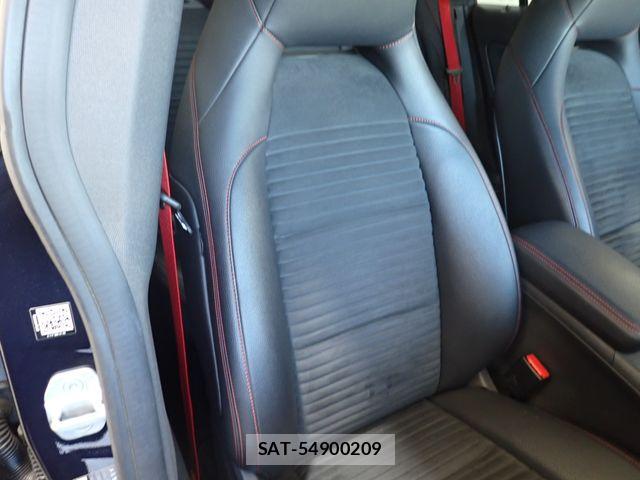 Mercedes Benz CLA-CLASS 2018-02 8743817-24