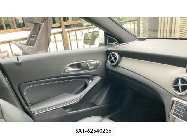 Mercedes Benz CLA-CLASS 2018-04 8743823-20