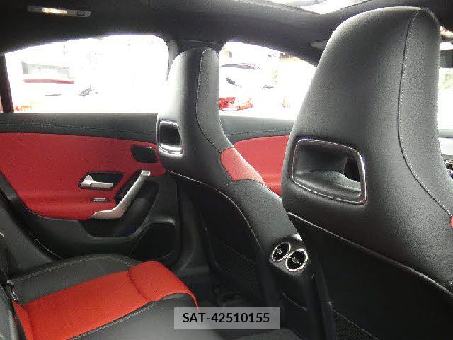 Mercedes Benz CLA-CLASS 2019-12 8743821-26