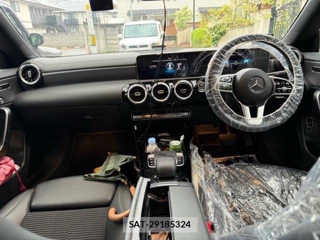 Mercedes Benz CLA-CLASS 2020-01 8743822-8