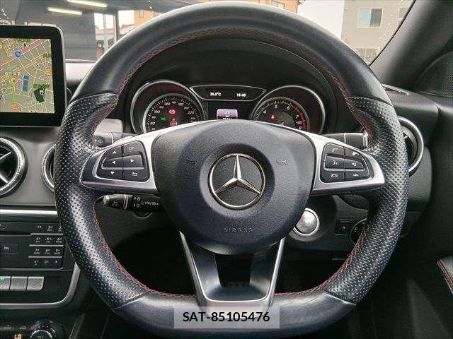 Mercedes Benz CLA-CLASS 2017-08 8743824-9