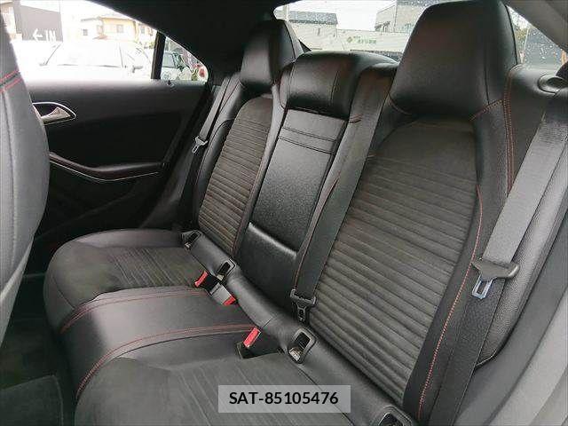 Mercedes Benz CLA-CLASS 2017-08 8743824-29