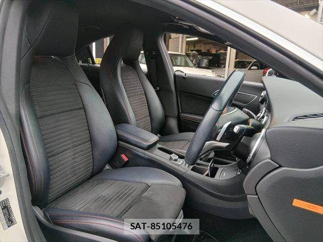 Mercedes Benz CLA-CLASS 2017-08 8743824-6