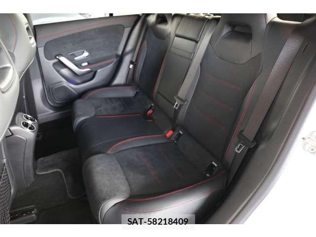 Mercedes Benz CLA-CLASS 2022-01 8830240-12