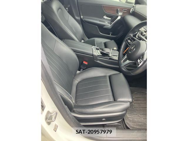 Mercedes Benz CLA-CLASS 2023-03 8830239-9