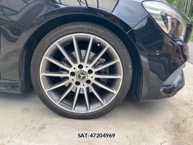 Mercedes Benz CLA-CLASS 2019-01 8830243-6