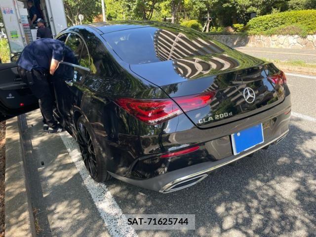 Mercedes Benz CLA-CLASS 2020-03 8880712-0