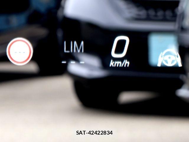Mercedes Benz CLE-Class 2025-05 7725521-19
