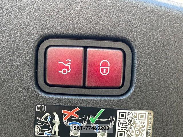 Mercedes Benz CLE-Class 2024-03 1413430-9