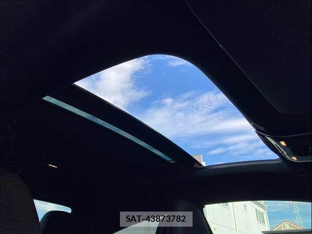 Mercedes Benz CLE-Class 2024-07 8627649-4