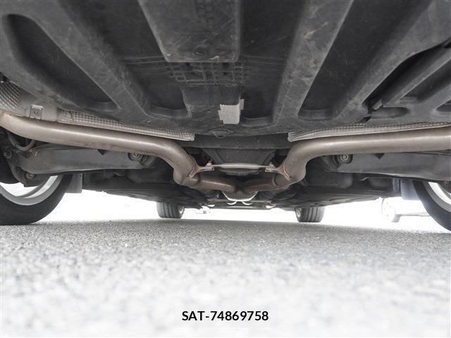 Mercedes Benz CLS-CLASS 2011-10 5871775-21