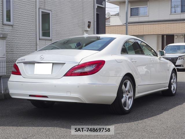 Mercedes Benz CLS-CLASS 2011-10 5871775-3