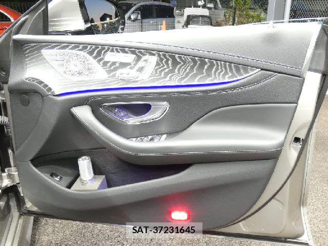 Mercedes Benz CLS-CLASS 2021-03 7272301-23