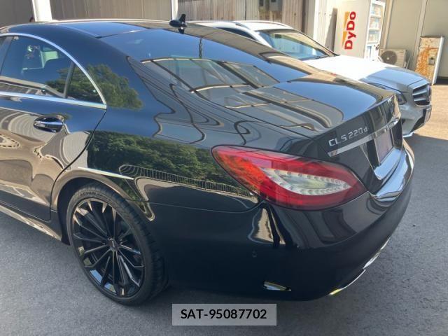 Mercedes Benz CLS-CLASS 2015-11 7617979-1