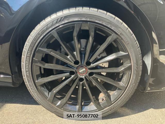 Mercedes Benz CLS-CLASS 2015-11 7617979-6