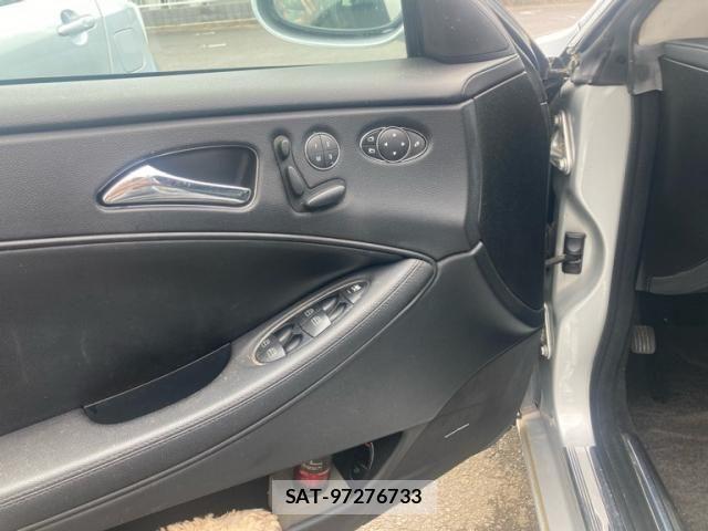 Mercedes Benz CLS-CLASS 2005-10 7877682-18